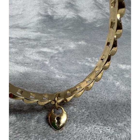 Vintage Graziano Gold Tone Chunky Chain Bangle Bracelet w/ Heart Padlock Charm - Picture 7 of 7